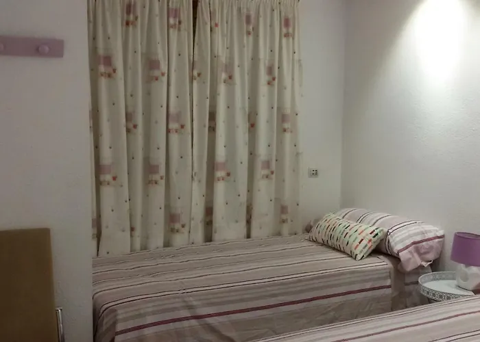 De Silvia * لقنت